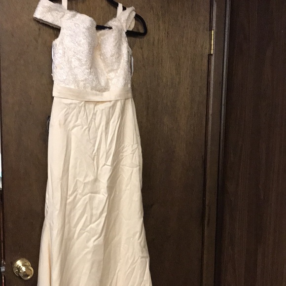 Wedding Dress size 6 lace front/back - Picture 7 of 15